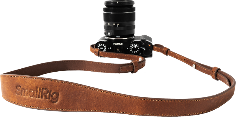 Allows you to comfortably hang your camera around your neck or shoulder. Crafted from top-grain leather