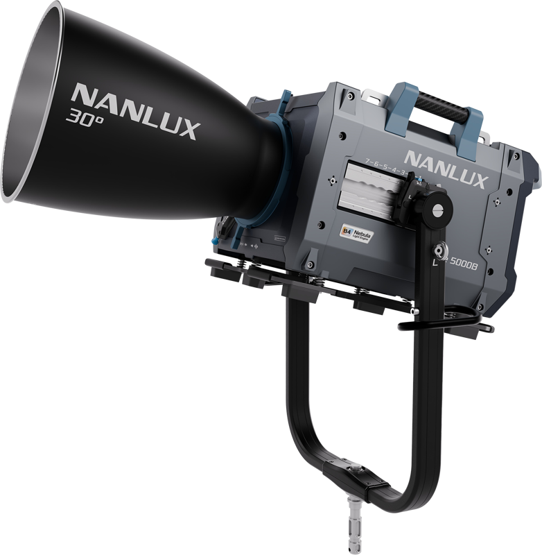 NANLUX Evoke 5000B Spot Light in Flight Case with 30° Reflector - MediaGear
