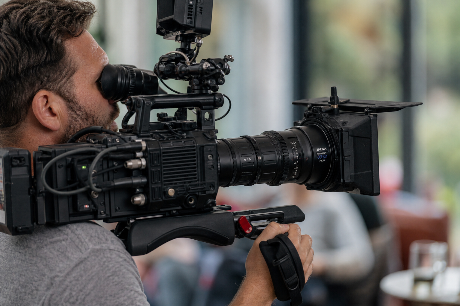 Zoom lens filming