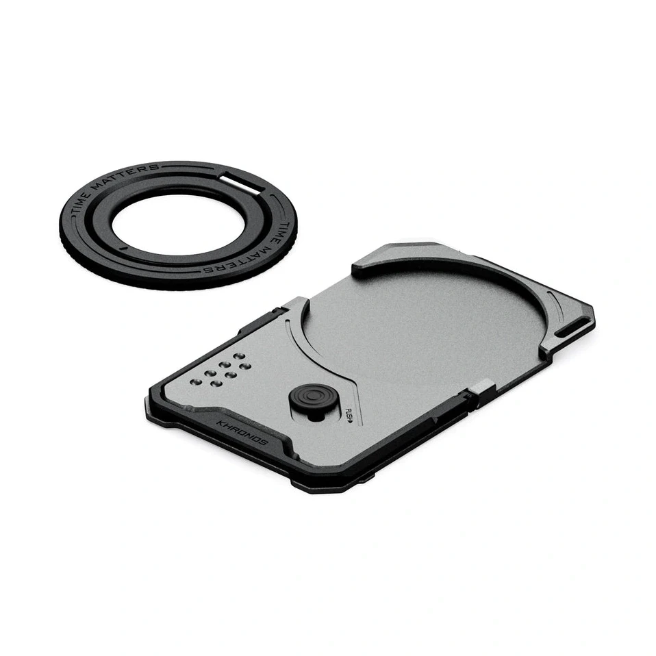 Tilta Khronos Multi-Functional Magnetic Backplate for iPhone 17 Pro Max - Space Gray