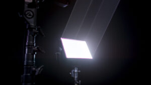 APUTURE Nova P300c