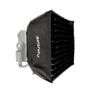 APUTURE Nova P300c softbox