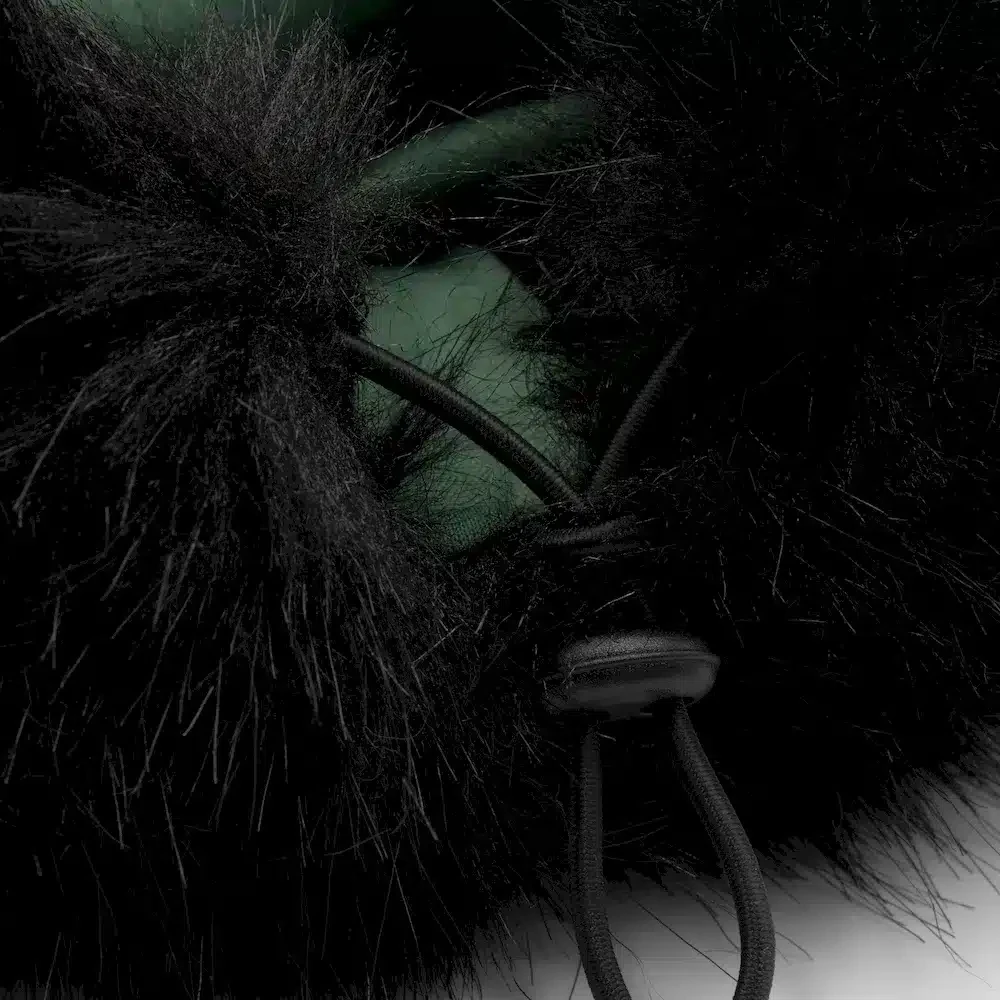 BUBBLEBEE Fur Wind Jacket for windshield basket