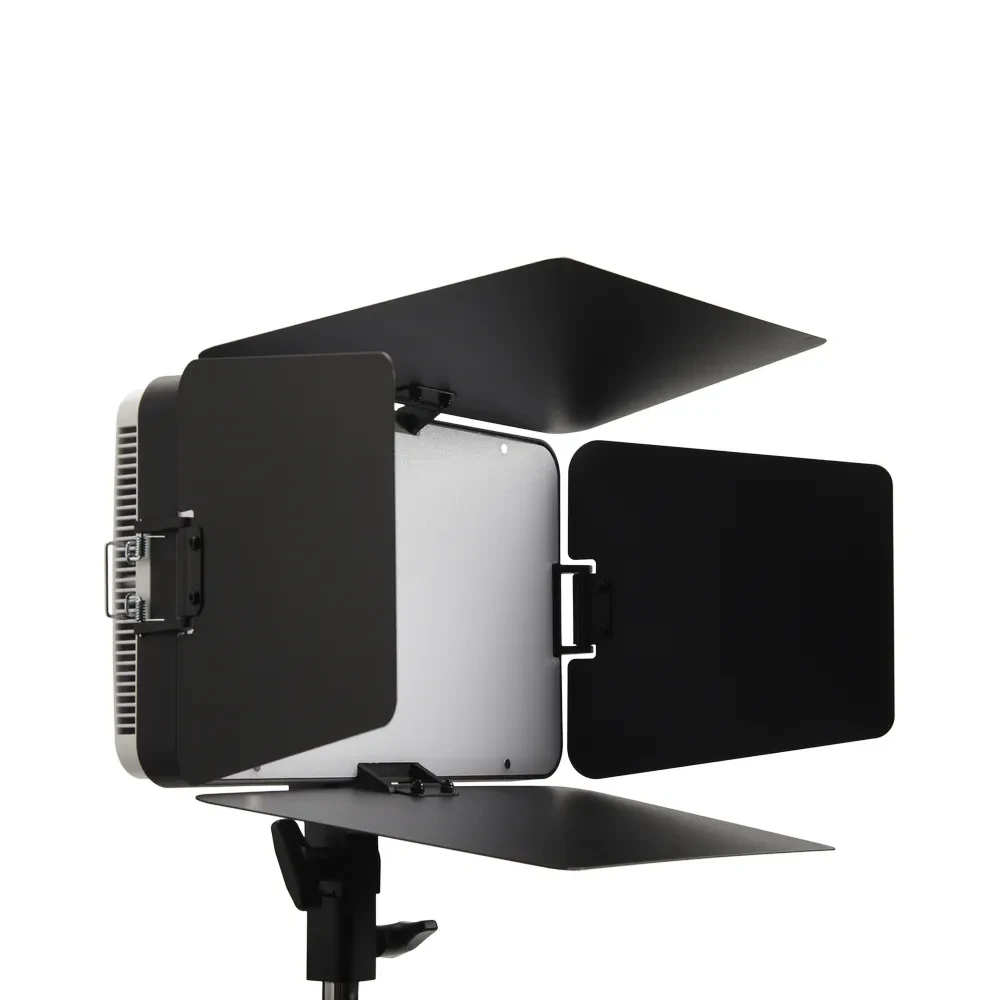 AMARAN Pano 60c Barn Doors