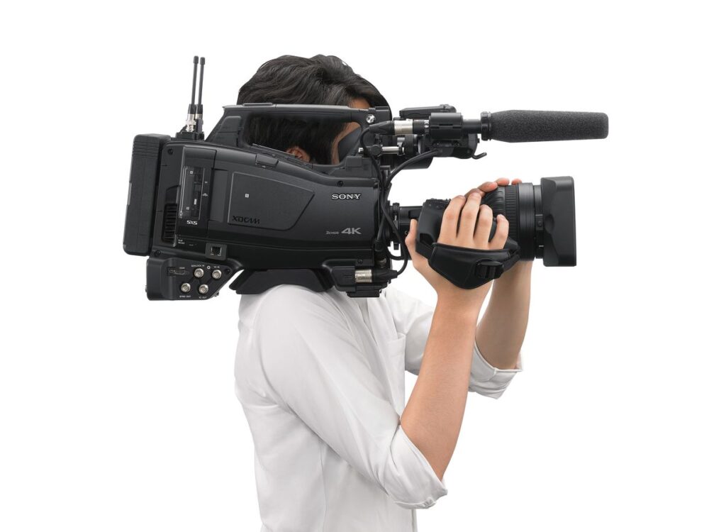 SONY PXW-Z750 4K 3-CMOS 2/3" sensoriga XDCAM kaamera