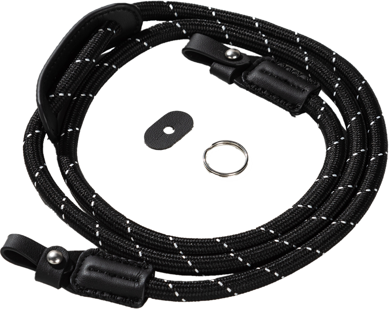 freeing up your hands. The shoulder strap is made of nylon and genuine leather and supports a static load of 10 kg