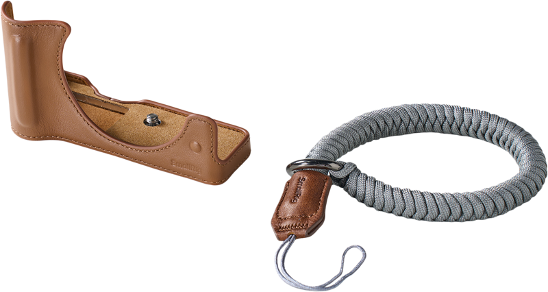 Offers comprehensive protection while enhancing the camera's aesthetic appeal. Crafted from premium top-grain leather