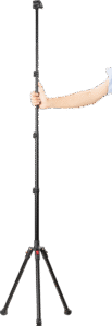 folded down to 42cm for convenient portability. Extendable three-section legs
