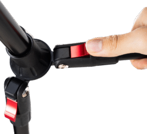 quickly released with flip locks to extend the tripod as high as 170cm