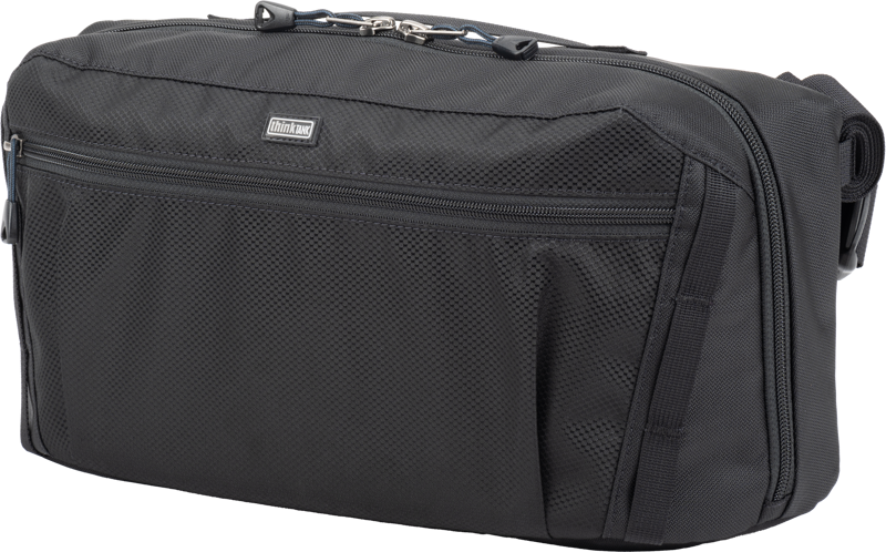The PressPass Sling is a dedicated sling bag. A wide aperture opening allows quick and easy access to all your gear