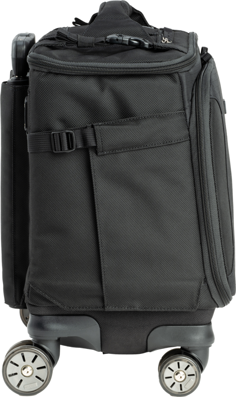 lockable zippers on both the lid and computer pocket for added security