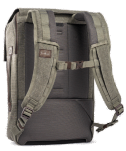 and anyone who carries a laptop and essential accessories on a daily basis. Constructed with our distinguished stone-washed cotton canvas