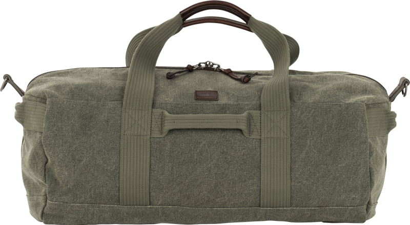 the high quality cotton canvas is stone-washed to achieve a style that is unique to each bag. The interior is lined with soft tartan fabric that highlights the craftmanship of this heritage piece.