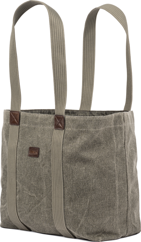 the bag stands up on its own so it’s easy to load. Beyond basic functionality
