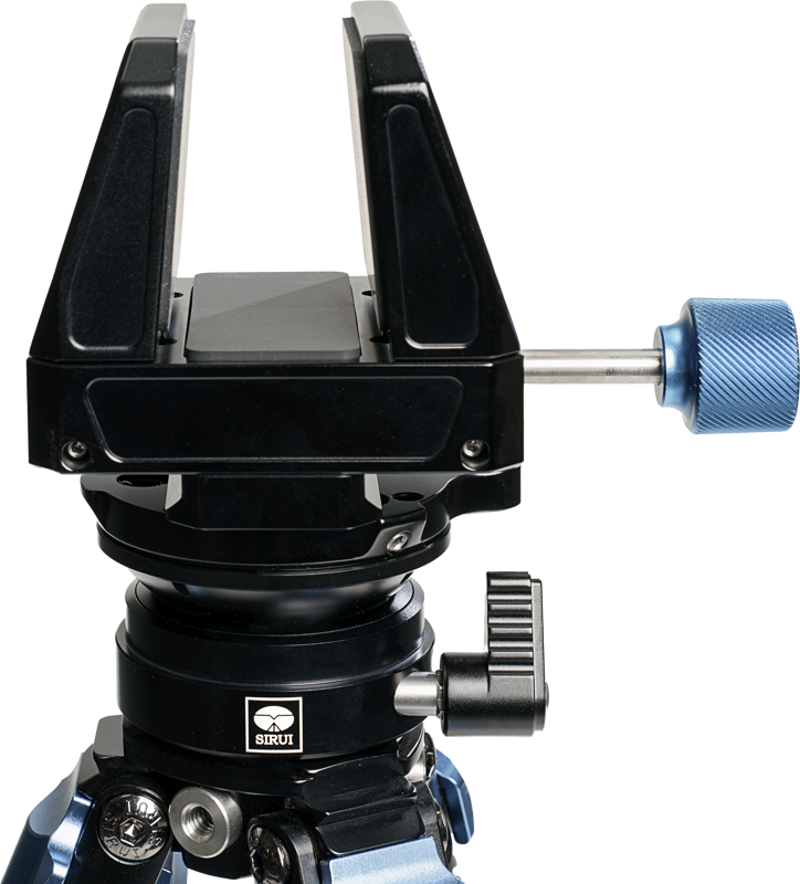 a leveling base and a Gun Clamp.