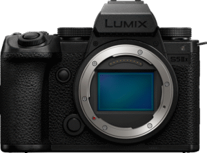 PANASONIC Lumix S5M2X body