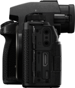 Apple ProRes RAW recording by HDMI and wired/wireless IP streaming.All this in a compact full-frame DSLM camera body with an advanced Hybrid Phase Detection AF system