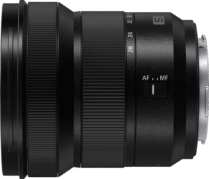 and interior photography. Its compact design makes it a versatile lens that's just as good for photography as it is for filming vlogs.