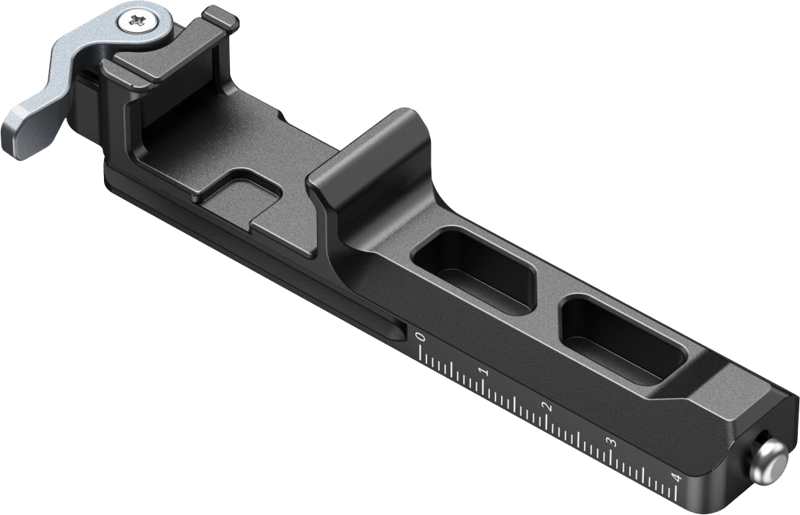 such as Sony FX3 with 24-70mm lens