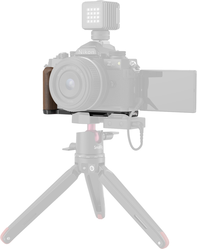 and designed ergonomically to enhance the grip feeling. The built-in Arca-Swiss quick release baseplate allows for easy and fast Arca-type tripod assembly and disassembly.