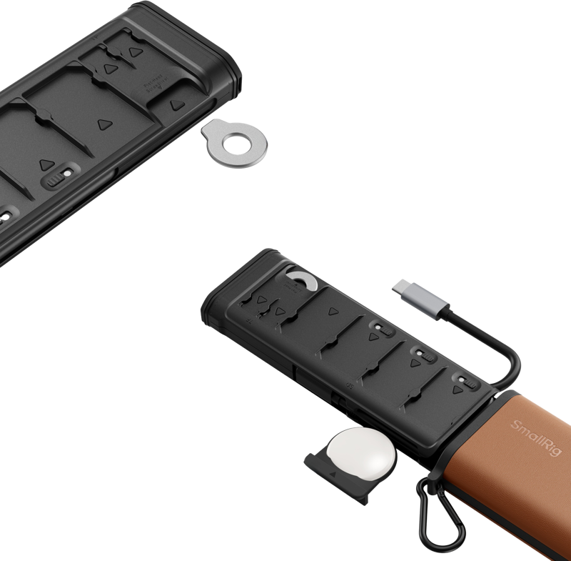 supporting simultaneous use of CFexpress Type A