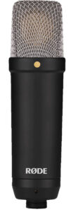 <li>3-pin XLR connection</li>