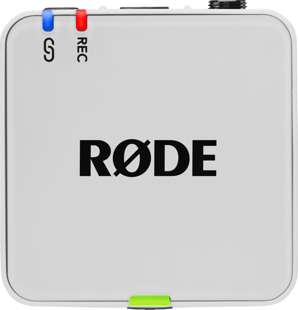 <li>32-bit float on-board recording & 40+ h storage</li>