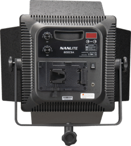 adjustable color temperature from 3200-5600K