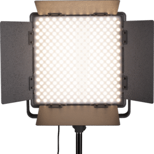 Kit NANLITE 2 light kit 600CSA w/Carry case & Light stand