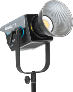 AC-powered fixture is capable of illuminating a wide range of scenarios and features an adjustable Kelvin temperature range of 2700K to 6500K.