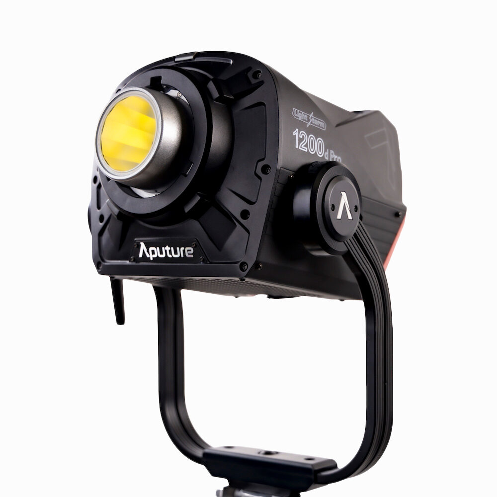 APUTURE Light Storm 1200D PRO daylight-balanced point-source LED
