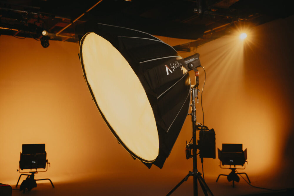 APUTURE Light Dome 150