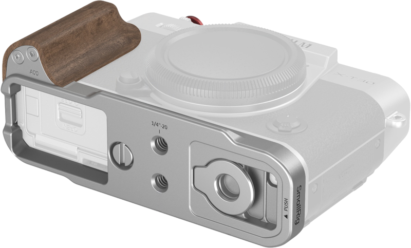 natural texture but also imparts a discreet retro charm to your camera.