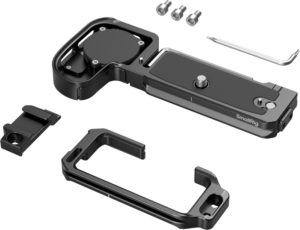 SMALLRIG 5962 L-Shaped Mount Plate w AirTag Slot for Canon EOS R6 Mk III / R6 Mk II / R5 Mk II