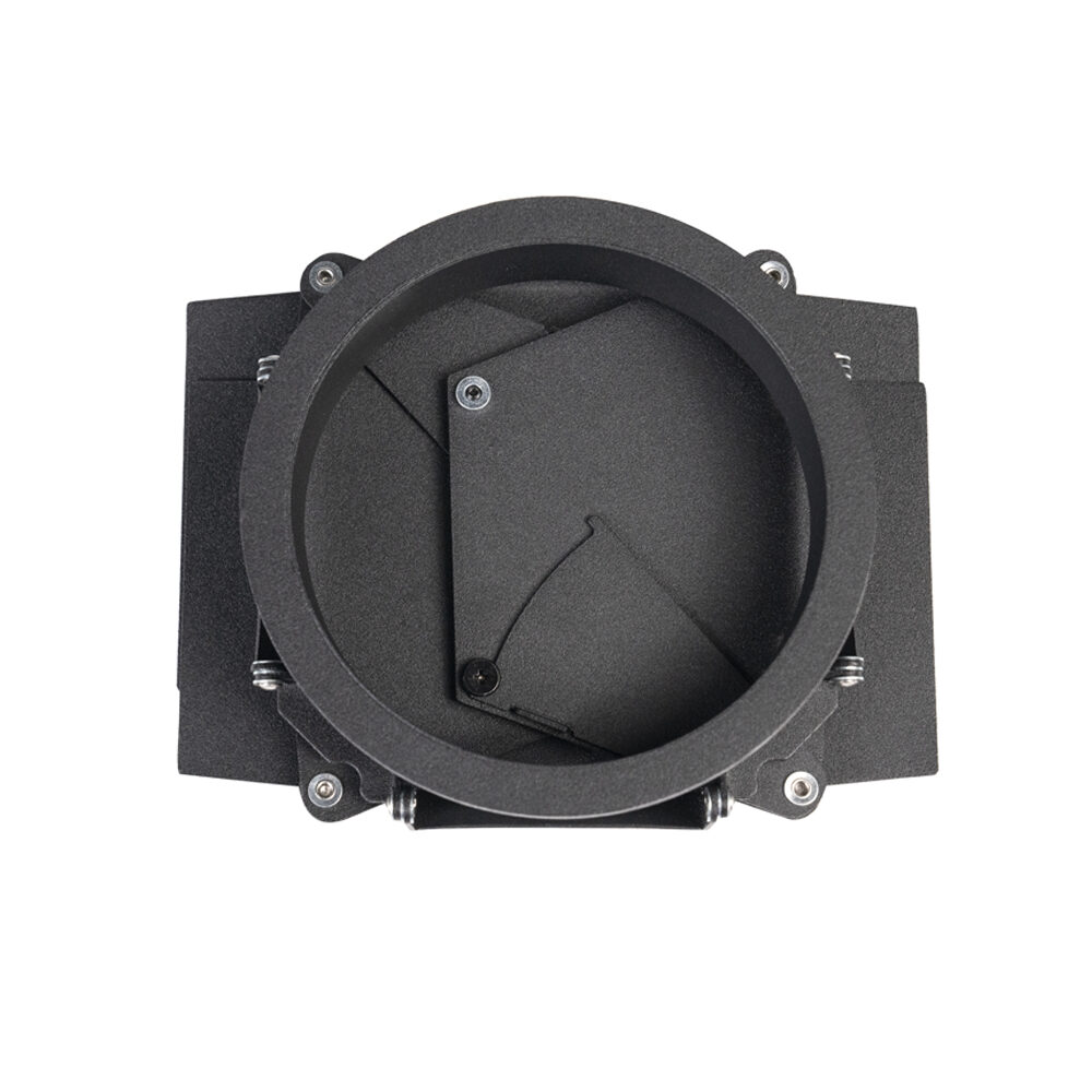 APUTURE Light Storm 60x bi-color focusing LED