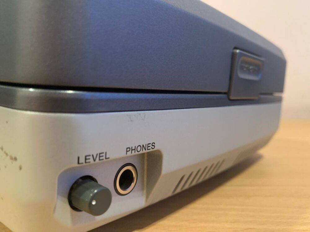 SONY PDW-V1 XDCAM Professional Disc field viewer (used)