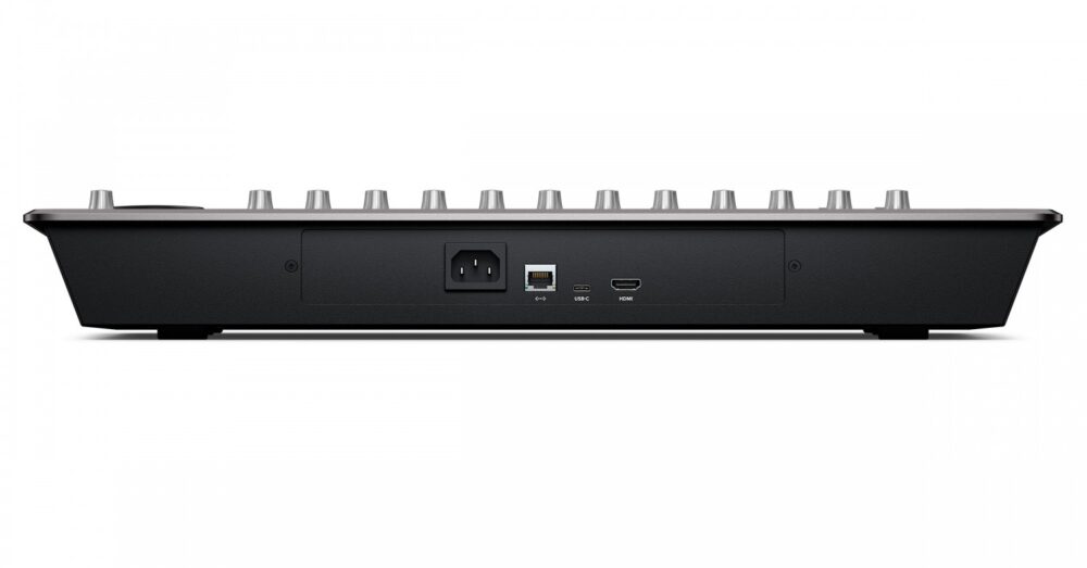 BLACKMAGIC DESIGN Fairlight Desktop Console