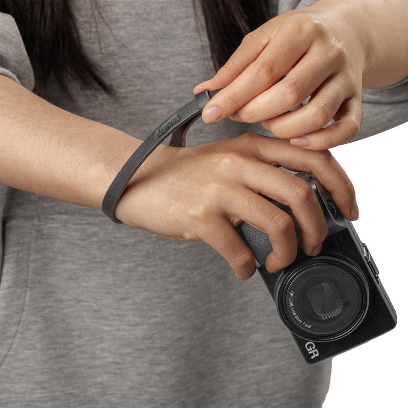 SMALLRIG 5683 Quick Release Wrist Strap for Ricoh GR Series (Black)
