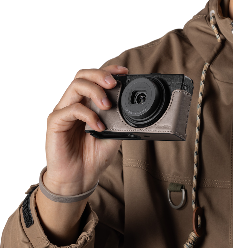 SMALLRIG 5677 Leather Case Kit for RICOH GR IV / GR III / GR IIIx / GR III HDF / GR IIIx HDF (Grey)