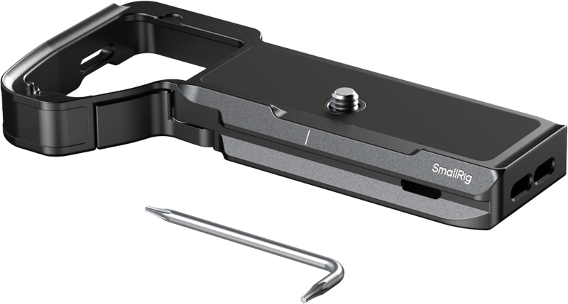 SMALLRIG 6033 Baseplate with AirTag Slot for Sony Alpha 7 V / 7R V / 7 IV