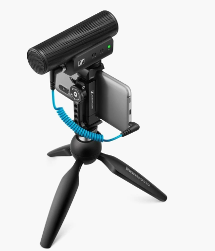 SENNHEISER MKE 400 Mobile Kit Set condenser microphone for camera, spring-loaded mount, 3.5 mm TRS+TRRS jack cable