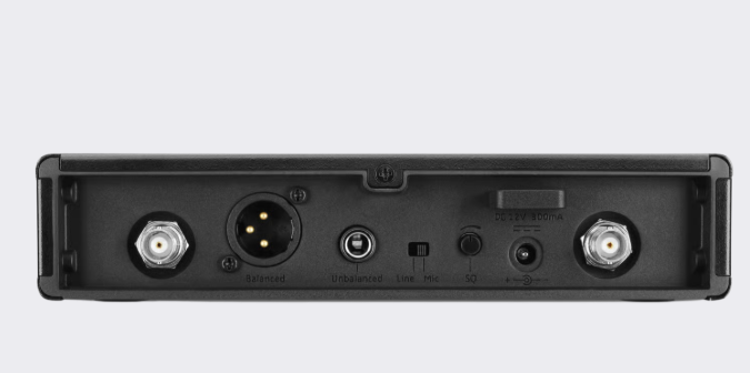 SENNHEISER XSW 2-865-B handheld wireless microphone set