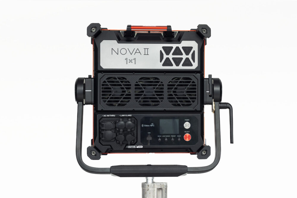 APUTURE Nova II 1x1 (No Case)