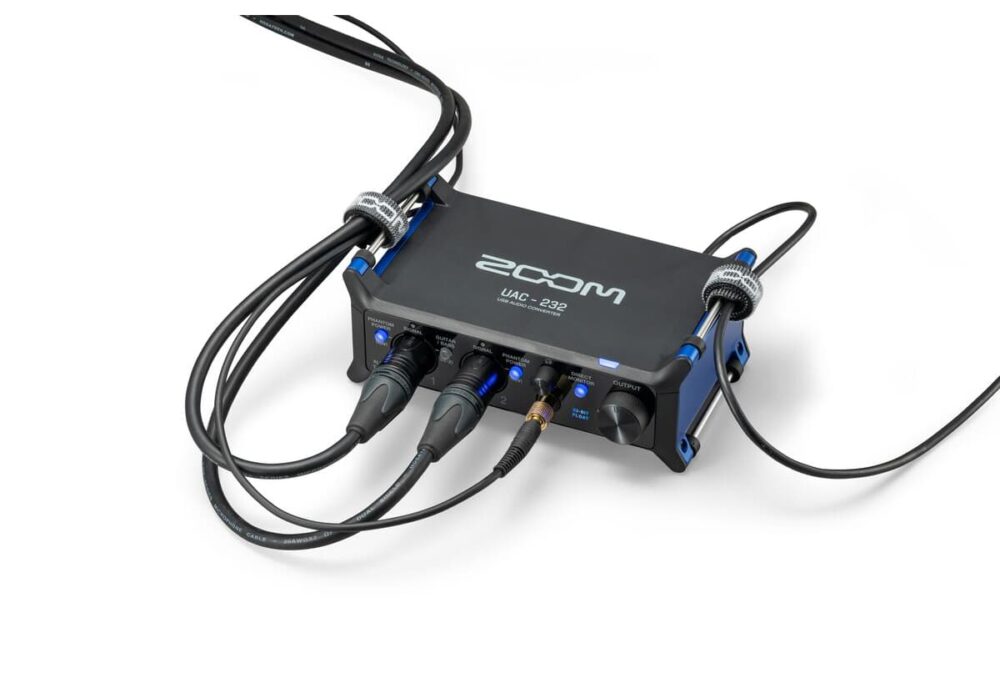 ZOOM UAC-232