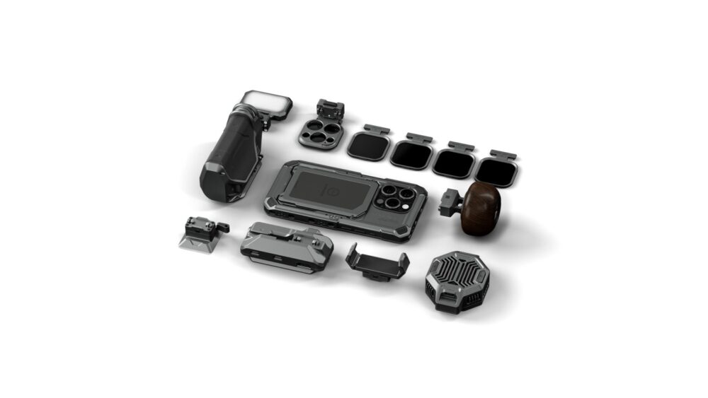 TILTA Khronos iPhone 15 Pro Ultimate Kit - Space Gray with battery