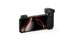 TILTA Khronos iPhone 16 Pro Handheld Kit - Black (with Internal Batteries)