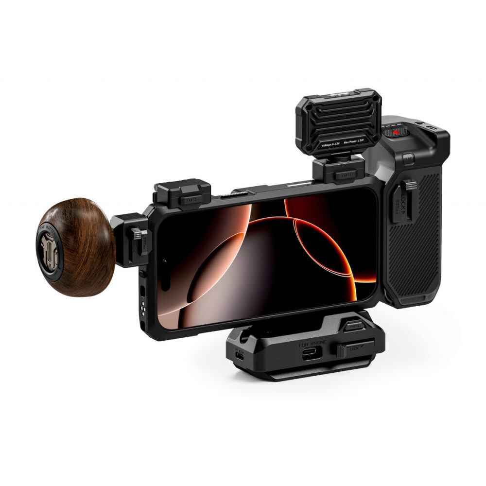 TILTA Khronos iPhone 16 Pro Ultimate Kit - Black (with Internal Batteries)