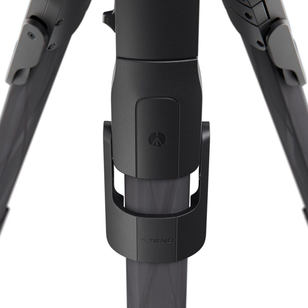 MANFROTTO ONE Carbon Hybrid Tripod