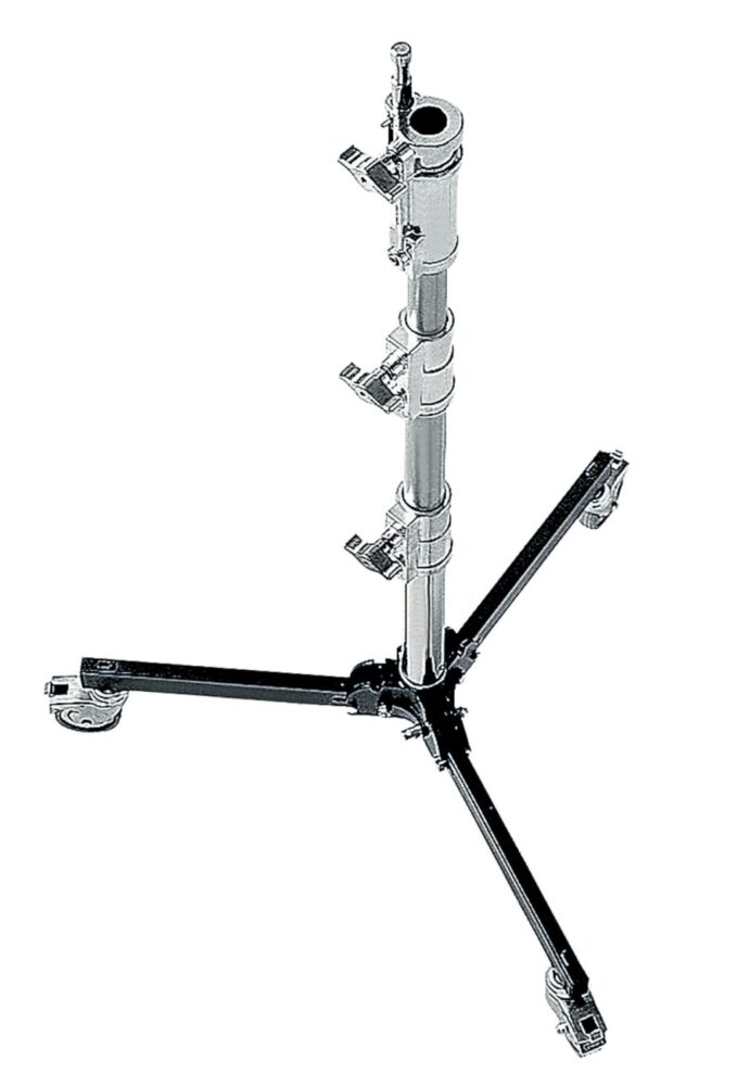 Avenger Roller Stand 12 with folding base