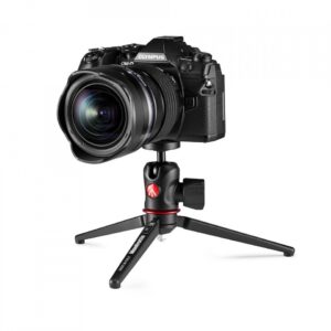Manfrotto 209 tabletop tripod with 492 ball head and extension